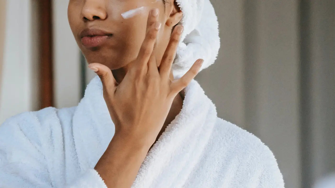 Woman applying Collagen after shower | Naturecan NZ